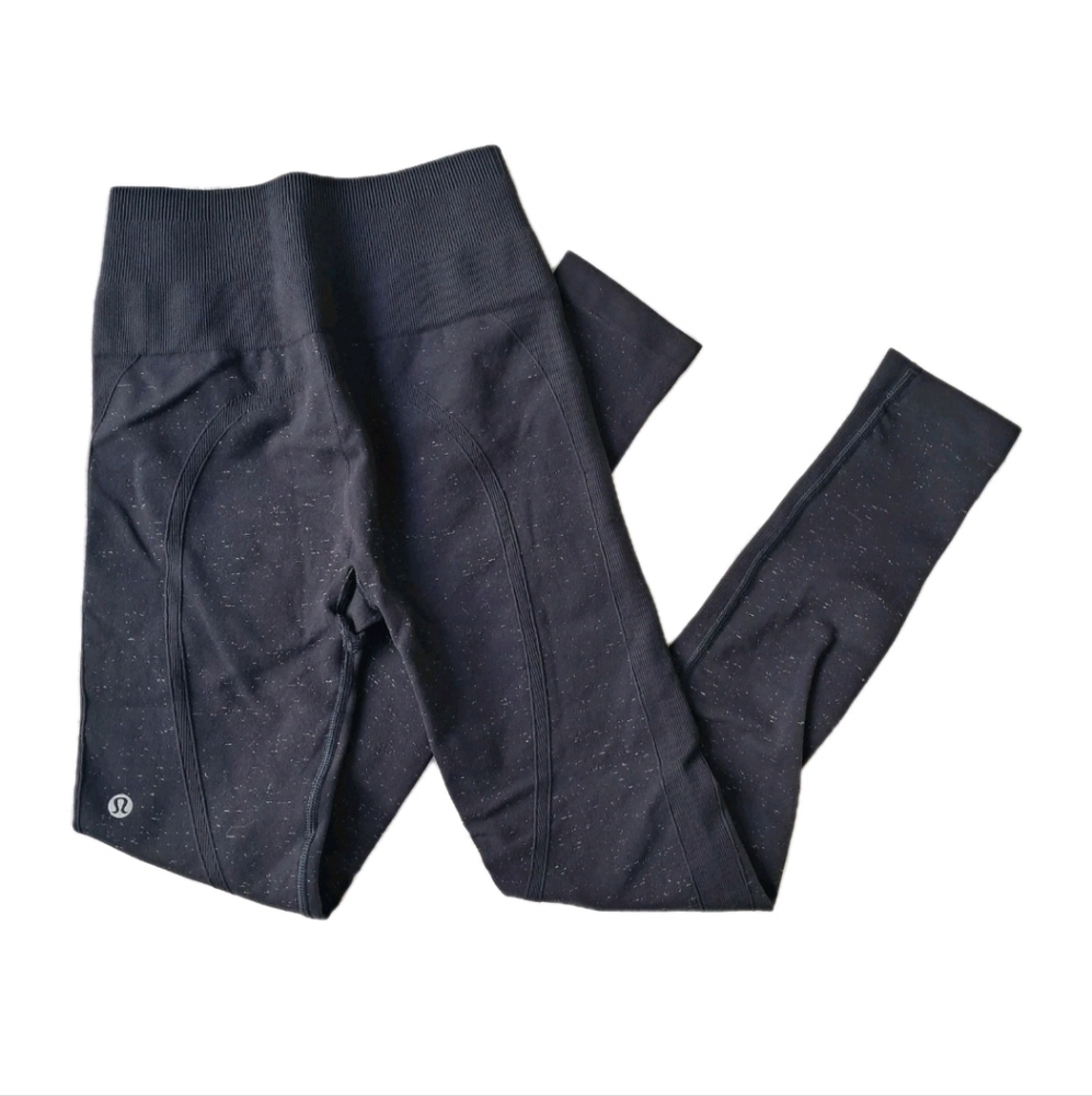 Lululemon Free to Flow Leggings Size 4 Black Speckled High Rise Yoga Pants